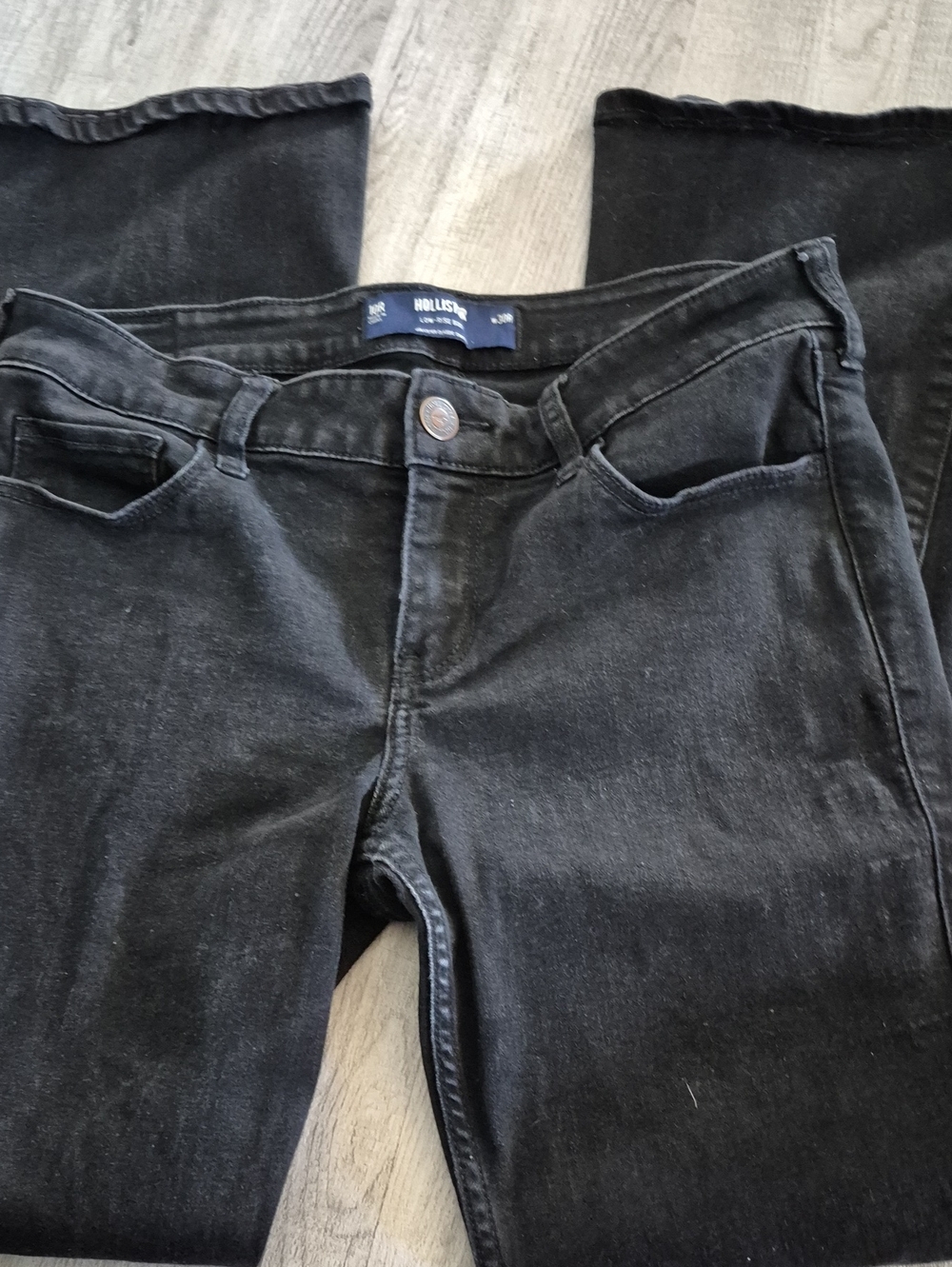 Hollister Women's Black Skinny Stretch Jeans